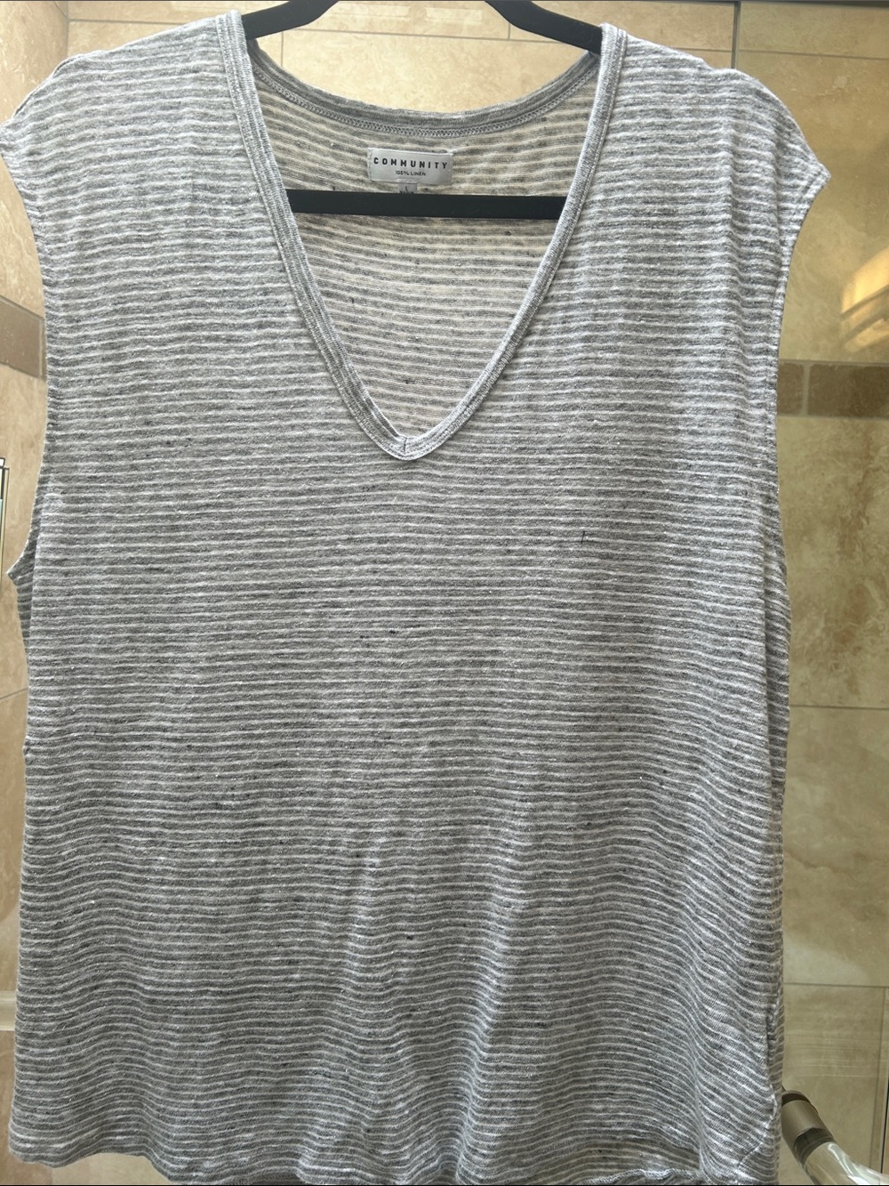 community 100%Linen stripe v-neck sleeveless Top Aritiza